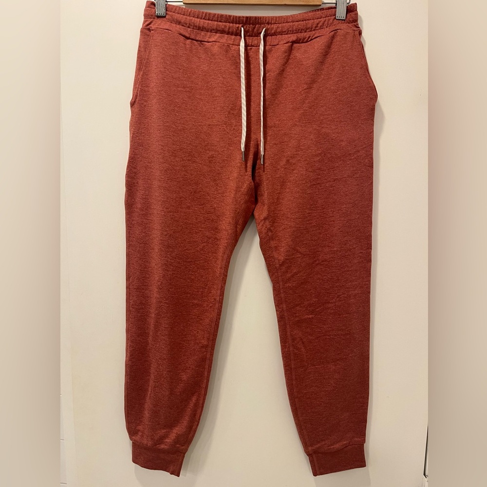Vuori Women's Rust Joggers